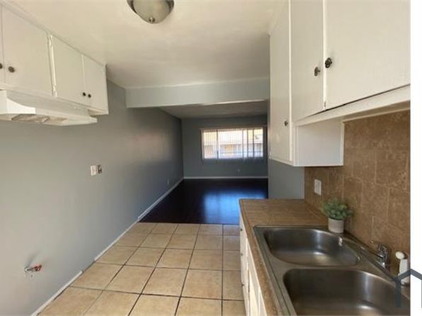 853 Glenway Dr APT 8