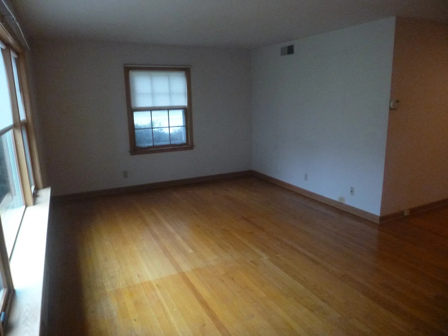 2 bed, 980 sqft, $1,150 — Photo 4