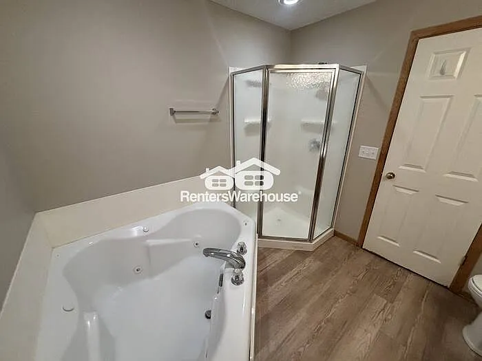 1905 Wildflower Ct — Photo 16
