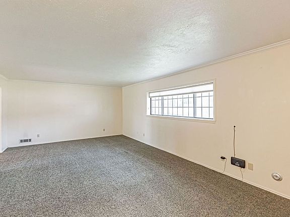 4th image of 1825 Burlwood Dr