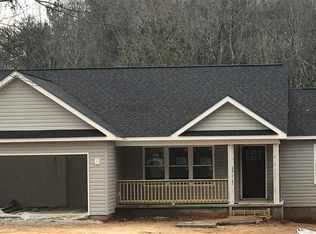 105 Tilman Rd, Six Mile, SC 29682