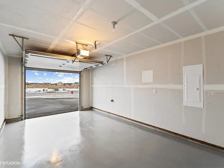 834 Lake Francis Dr — Photo 25