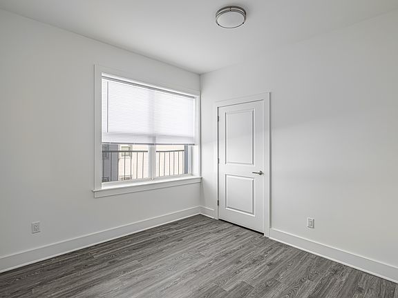 2nd image of 446-450 Irvine Turner Blvd #4C