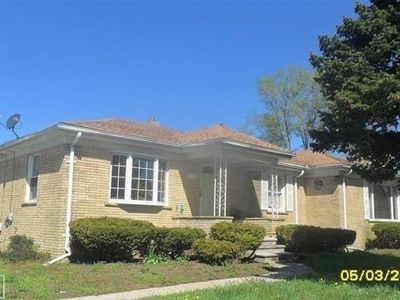 41315 Schoenherr Rd, Sterling Heights, MI, 48313