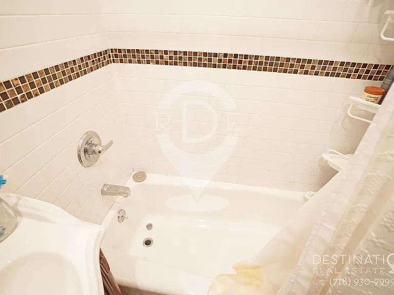 720 6th Ave #2 — Photo 13