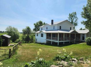 N1592 County Road B, Coloma, WI 54930