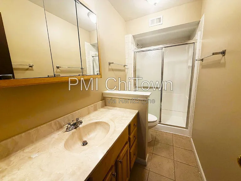 1472 Carol Ct #2A — Photo 8