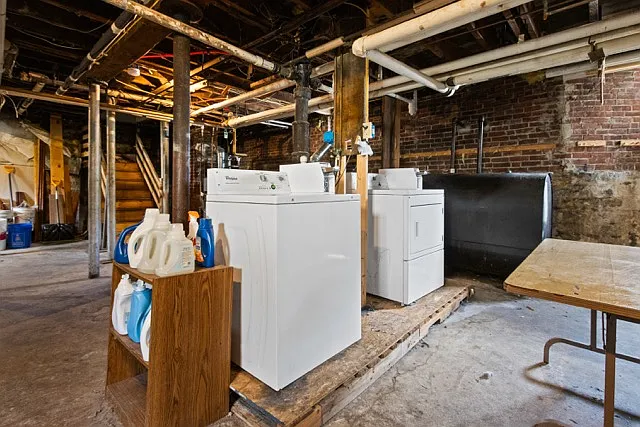 583 Washington Ave #2 — Photo 14