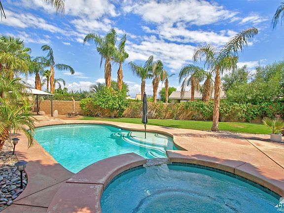 2nd image of 78138 Calico Glen Dr