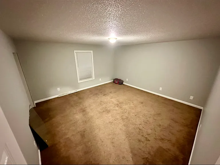 315 Berkley Ct #3 — Photo 9