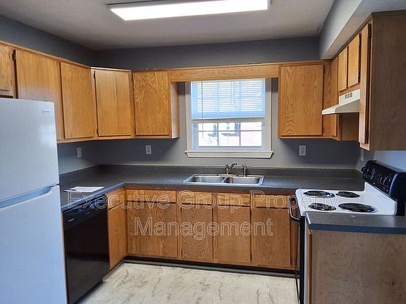 4th image of 103B Kenilworth Ct