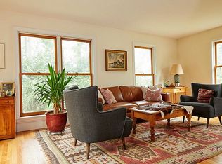 147 Wild Rose Cir, Shelburne, VT 05482