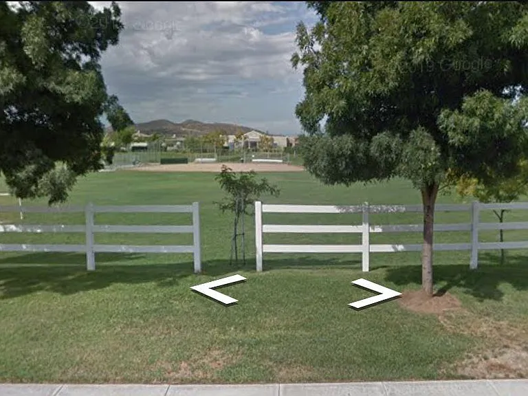 31775 Emerald Dr — Photo 5