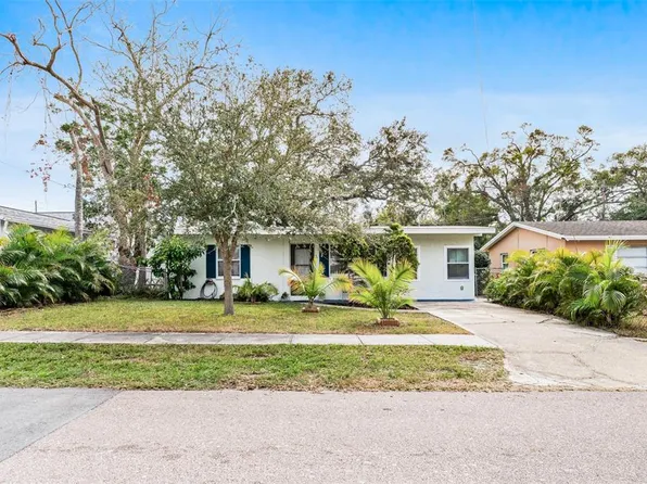 911 16th Ave NW, Largo, FL 33770