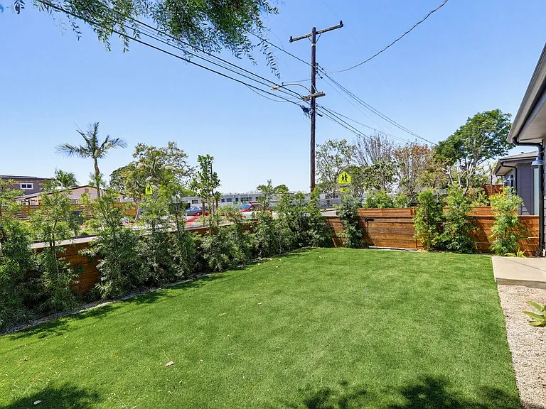 2036 Pomona Ave #A — Photo 28