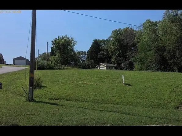 2425 Jefferson Rd, Plattsmouth, NE 68048