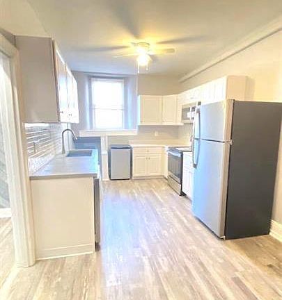 4th image of 109 E Lancaster Ave Floor 2
