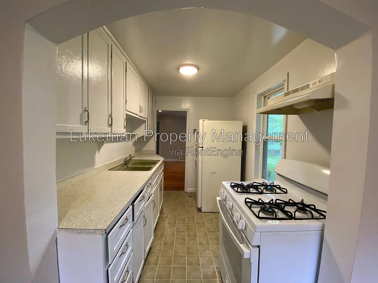 1 bed, 1.0 bath, $925 — Photo 1