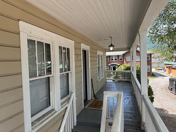 2nd image of 38 Hazel St