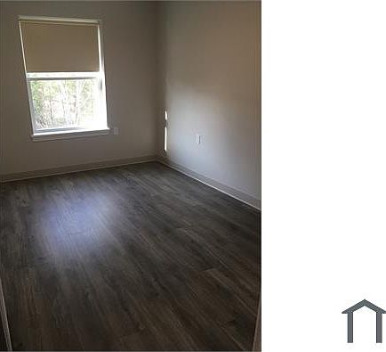 4th image of 303 Sheep Davis Rd