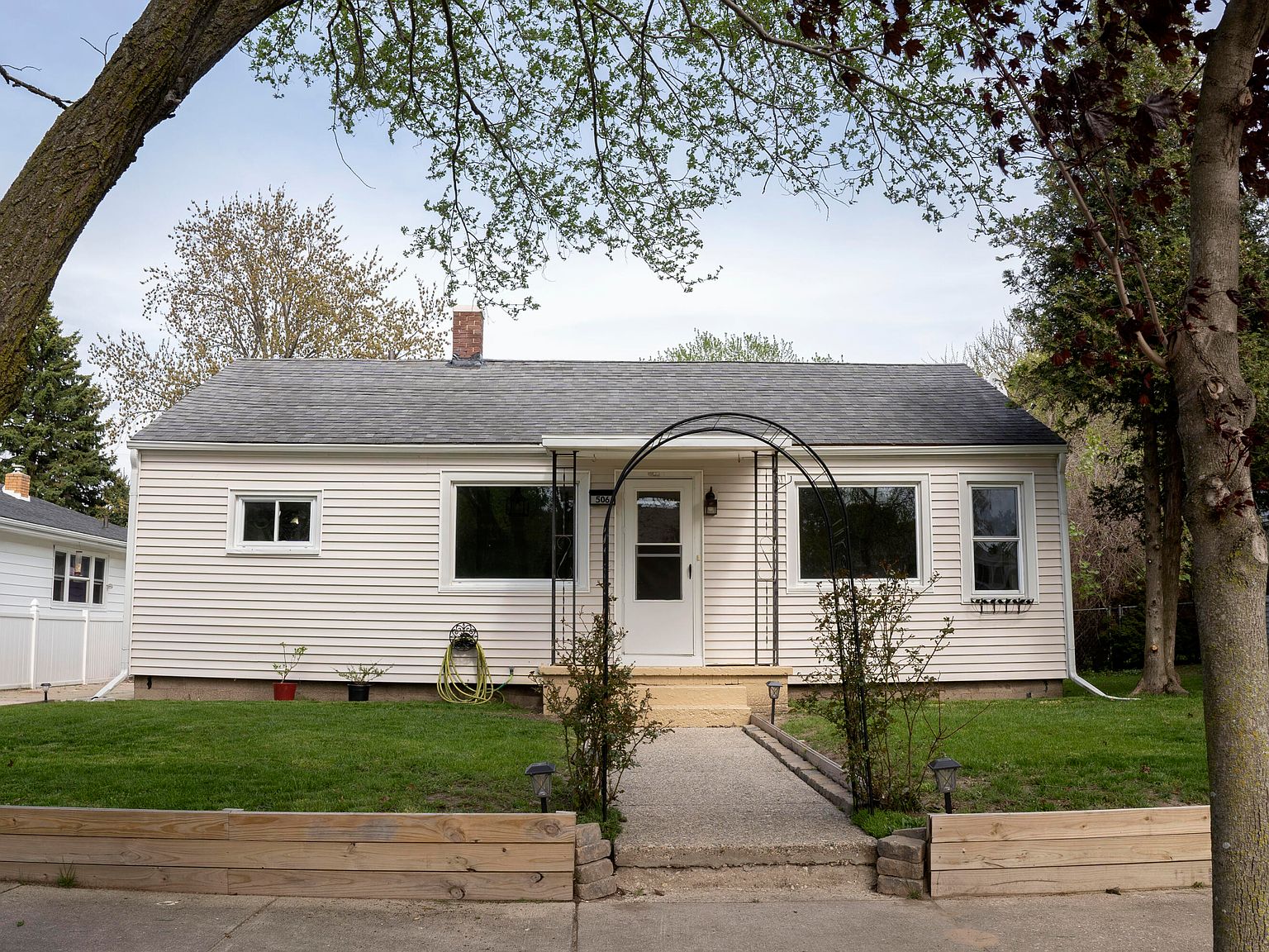 506 N Lavinia St, Ludington, MI 49431 Zillow