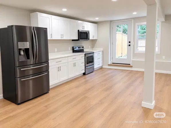 10063 NE 33rd St, Bellevue, WA 98004