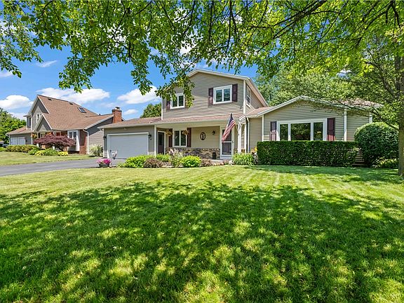 2nd image of 18 Mathew Ln