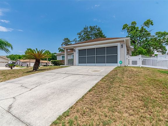 2nd image of 10101R Landmark Dr