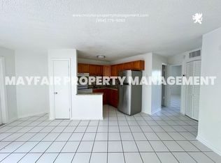 519 W Kalmia Dr APT 8, Lake Park, FL 33403