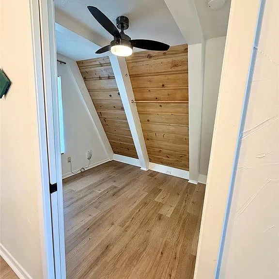 467 Old Mill Ln — Photo 7