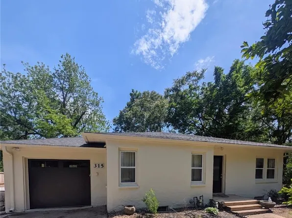 315 E Whittier St, Claycomo, MO 64119