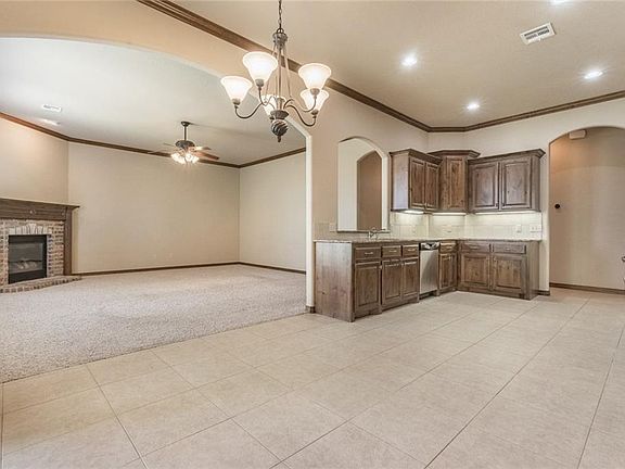 4th image of 17305 Triana Dr