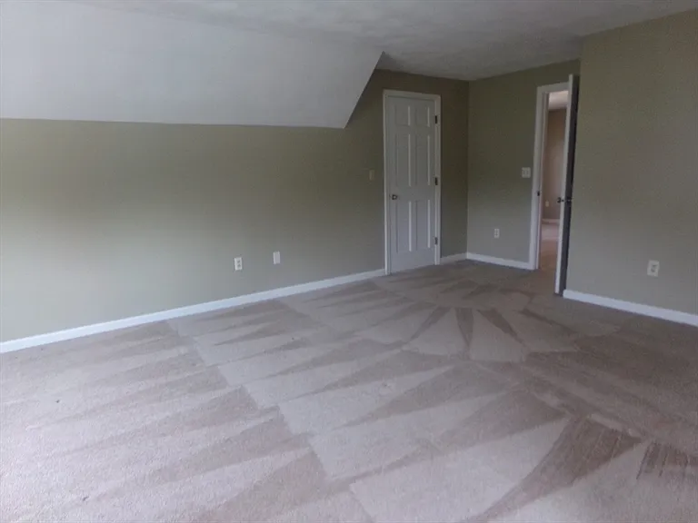 162 Middlesex Ave #1 — Photo 14