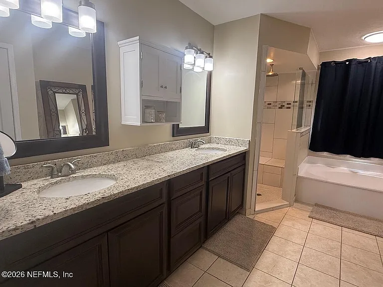 1484 Wild Iris Ln — Photo 15
