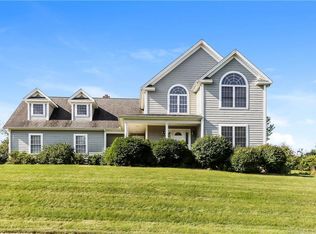 227 Debbie Dr, Meriden, CT 06451