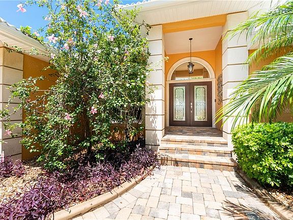 3rd image of 352 Segovia Dr