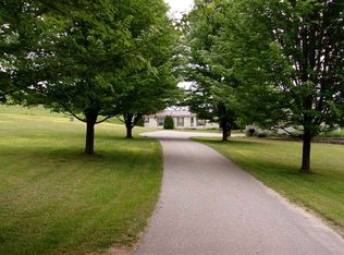 14988 Klooster Rd, Charlevoix, MI 49720