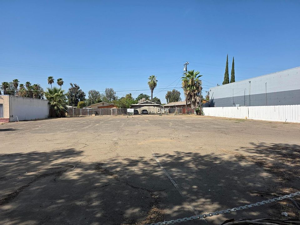1st image of 724 S Gateway Dr