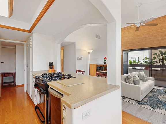 5th image of 376 Center St Unit 309