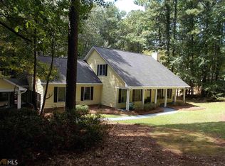 986 Happy Valley Cir, Newnan, GA 30263