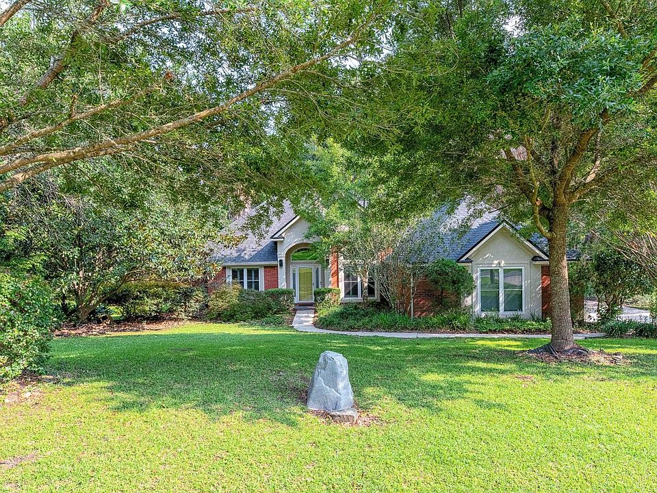 1st image of 281 Thornberg Dr