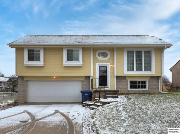 15303 Papio St, La Vista, NE 68138