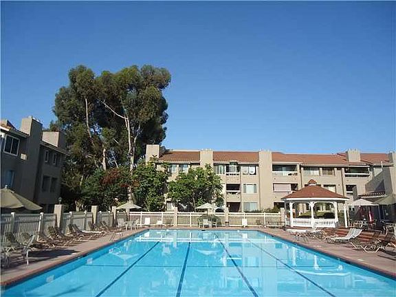 3rd image of 10400 Caminito Cuervo Unit 276