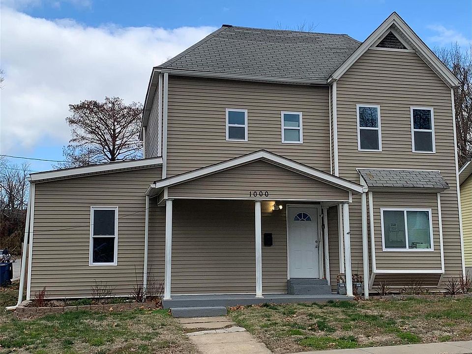 2nd image of 1000 Brown St