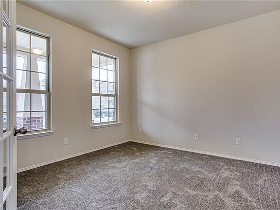5th image of 1016 Bruni Ct