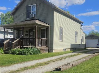 394 W Maple St, Canton, IL 61520