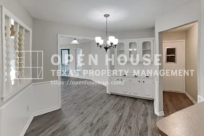1944 Chesham Dr — Photo 19