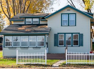 303 N Lakeshore Dr, Lake City, MN 55041