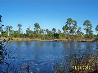 151 Airport Rd, Carrabelle, FL 32322