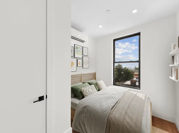 5102 Fifth Avenue image 3 of 6